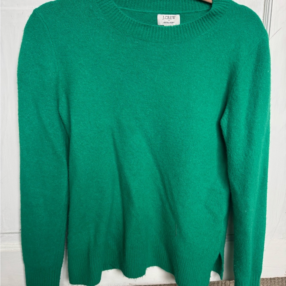 J. Crew Super Soft Vibrant Green Crew Neck Sweater